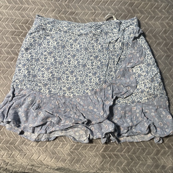 Floral Blue Mini Skirt - Picture 1 of 3